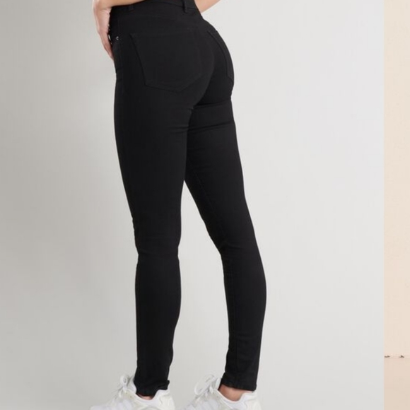Black high rise jeans - Picture 1 of 3